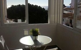 Acogedor y amplio estudio con vistas al mar